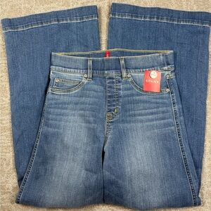 Spanx Spanxshape Everywear Seamed-Front Wide Leg Jean Women's NWT Small